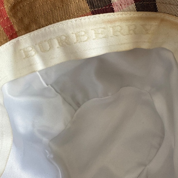 Authentic Burberry Bucket Hat Nova Check Beige Brown Size M RARE